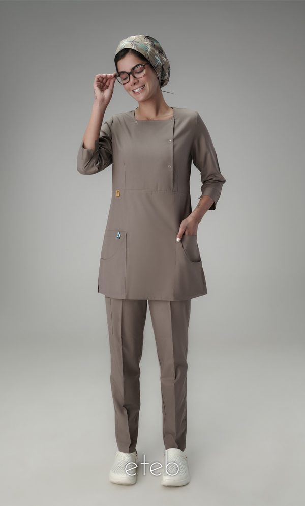 خاکی – تونیک شلوار سه دکمه ITKA304