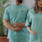 اسکراب یونیسکس یقه گرد بنتونی اورا ISOR204