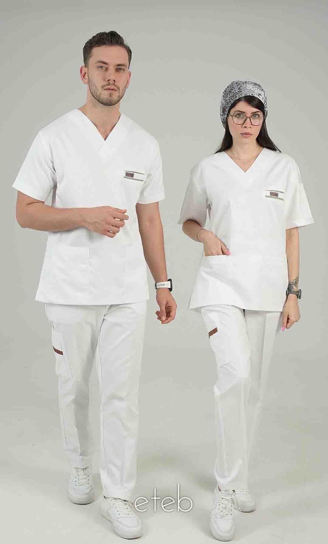 اسکراب یونیسکس یقه هفت سفید اورا ISOR104